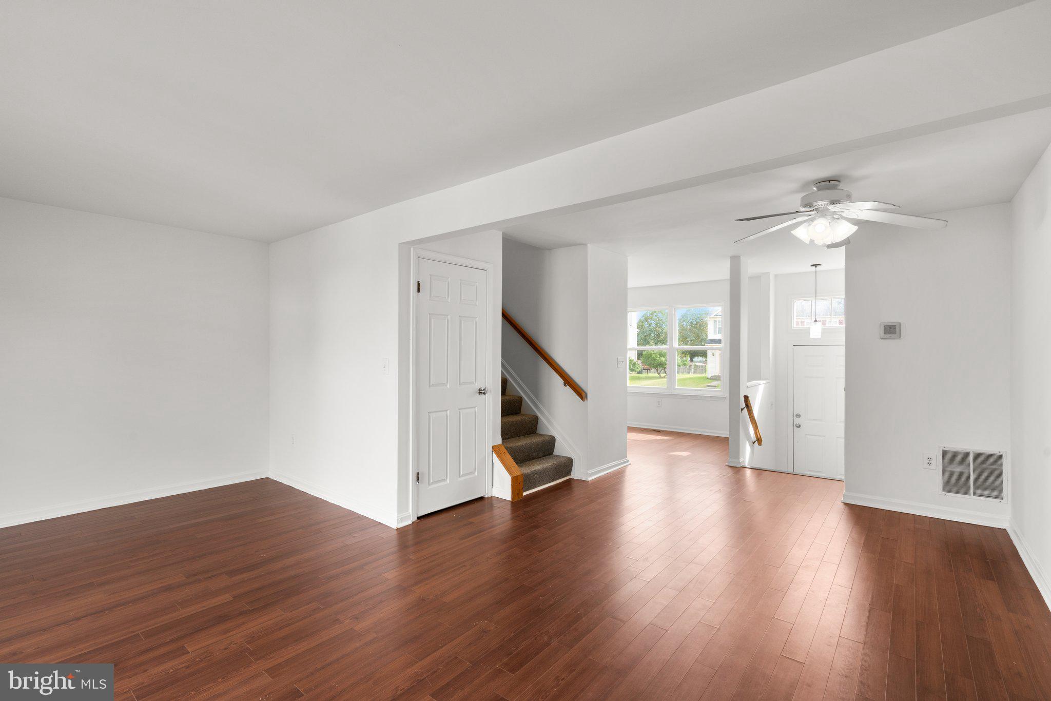 2142 Cedar Barn Way