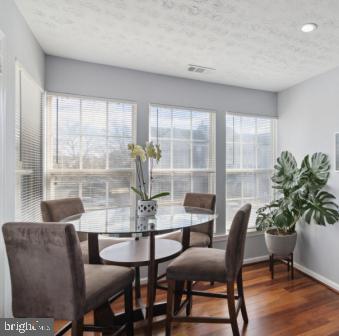 7678 GLADSTONE RD #1-7678