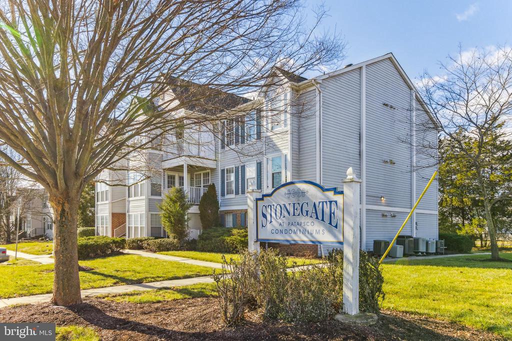 7678 GLADSTONE RD #1-7678