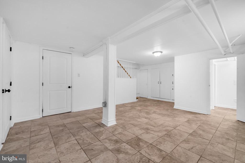 204 BURKE AVENUE