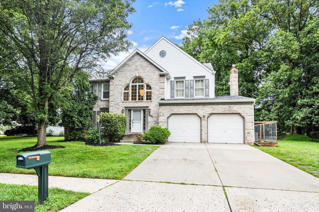 11901 Woodmews Cir