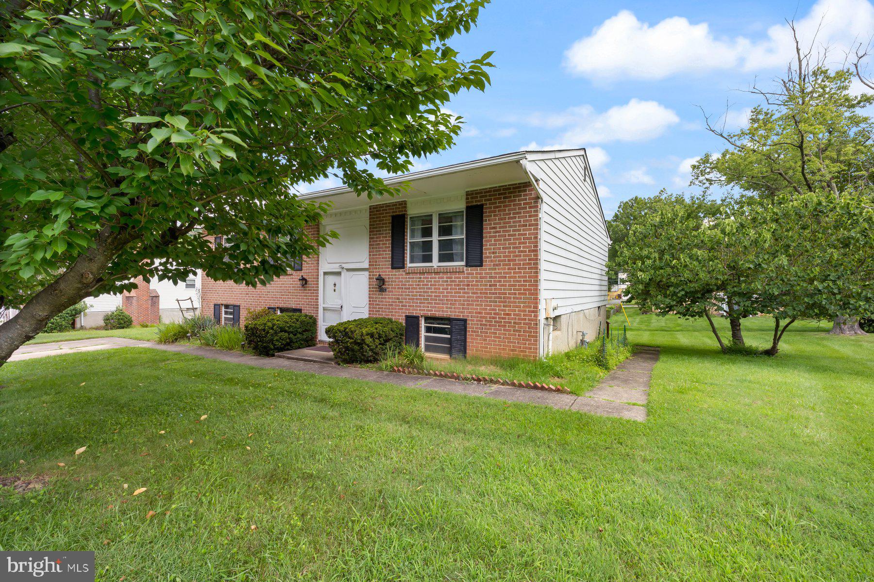 2124 Chantilla Rd