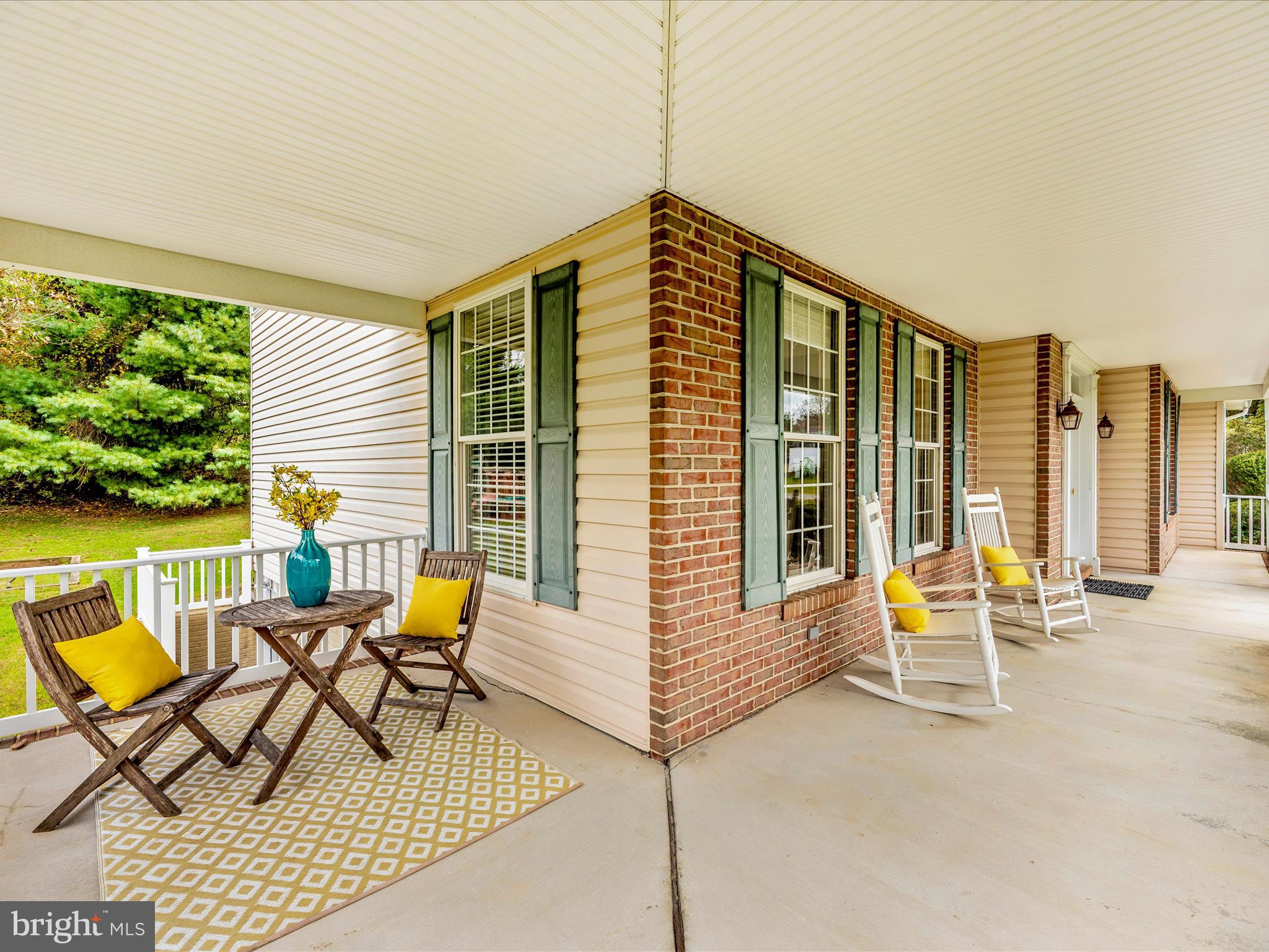 16905 DAISY DELL COURT