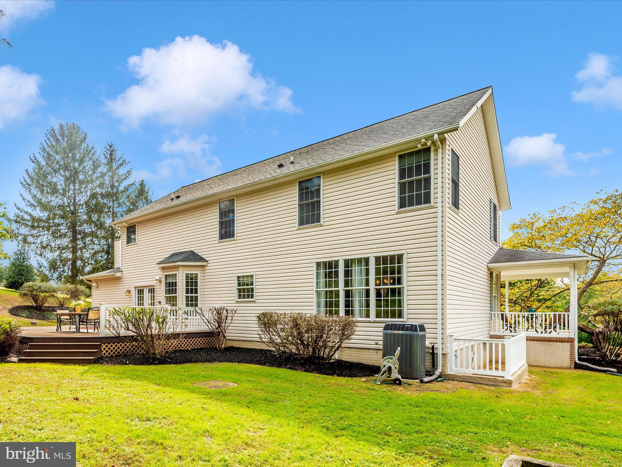 16905 DAISY DELL COURT