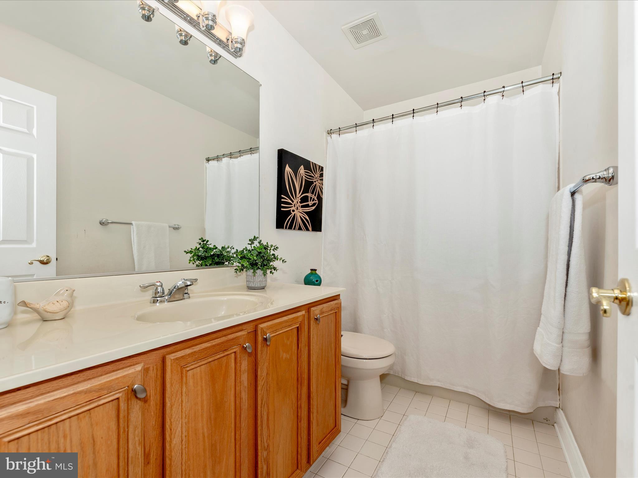 16905 DAISY DELL COURT