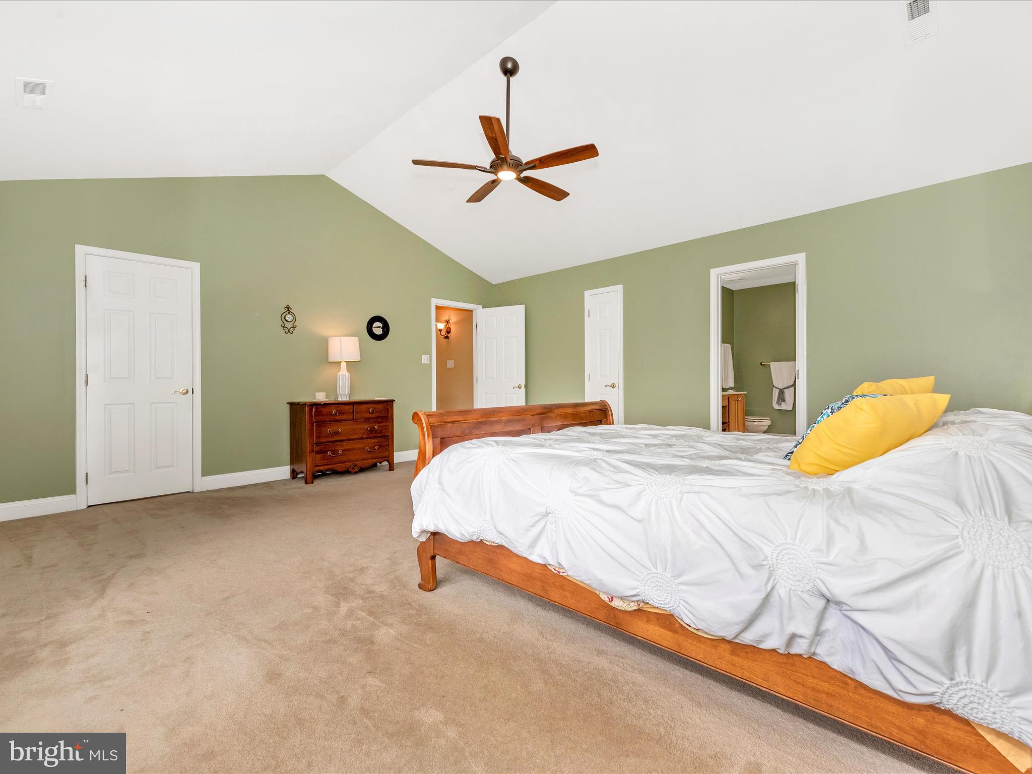 16905 DAISY DELL COURT