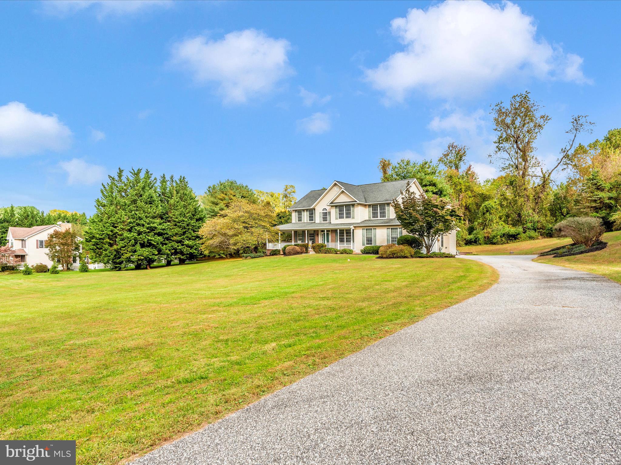 16905 DAISY DELL COURT