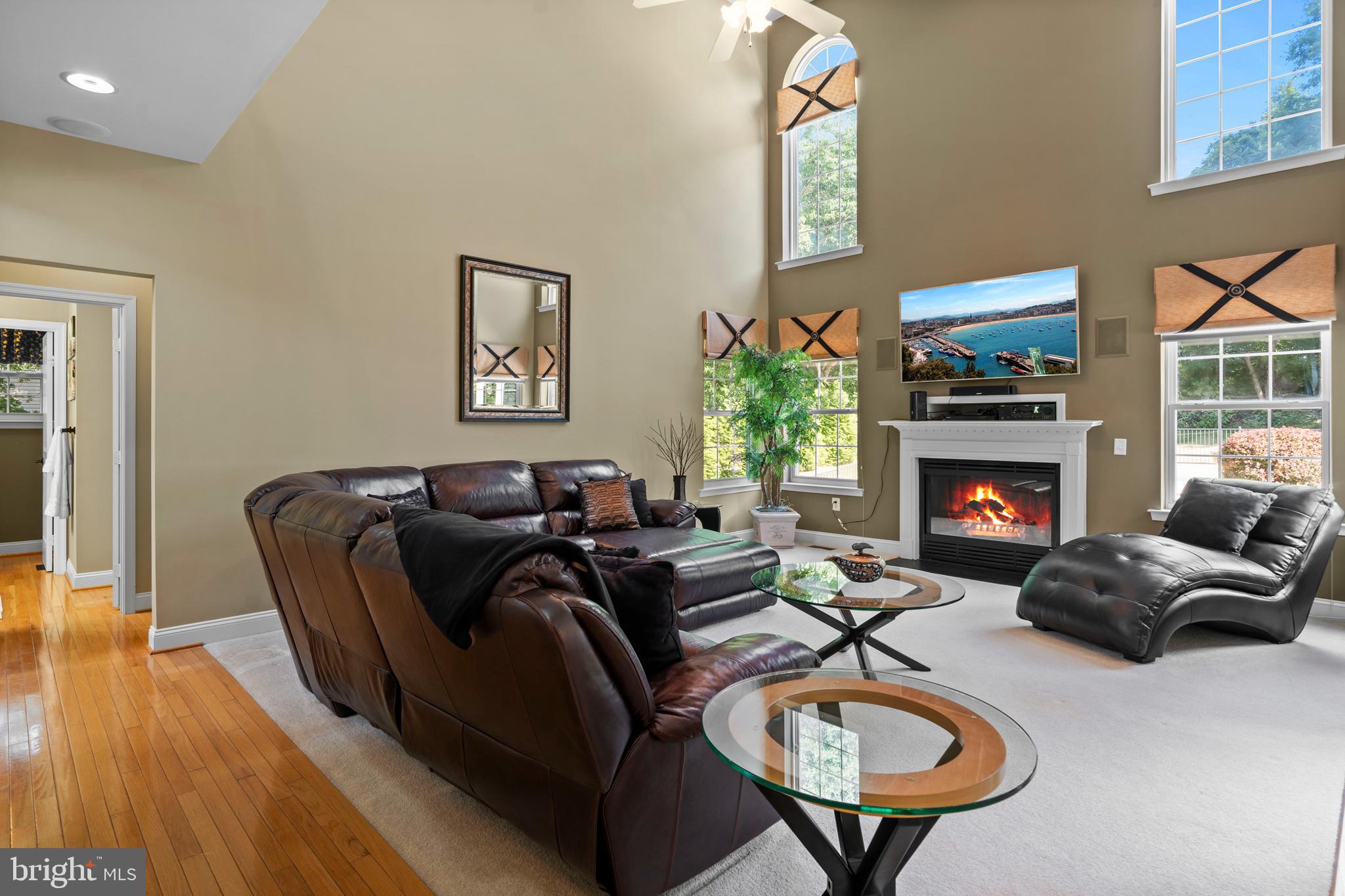 12525 PERRYWOOD LANE