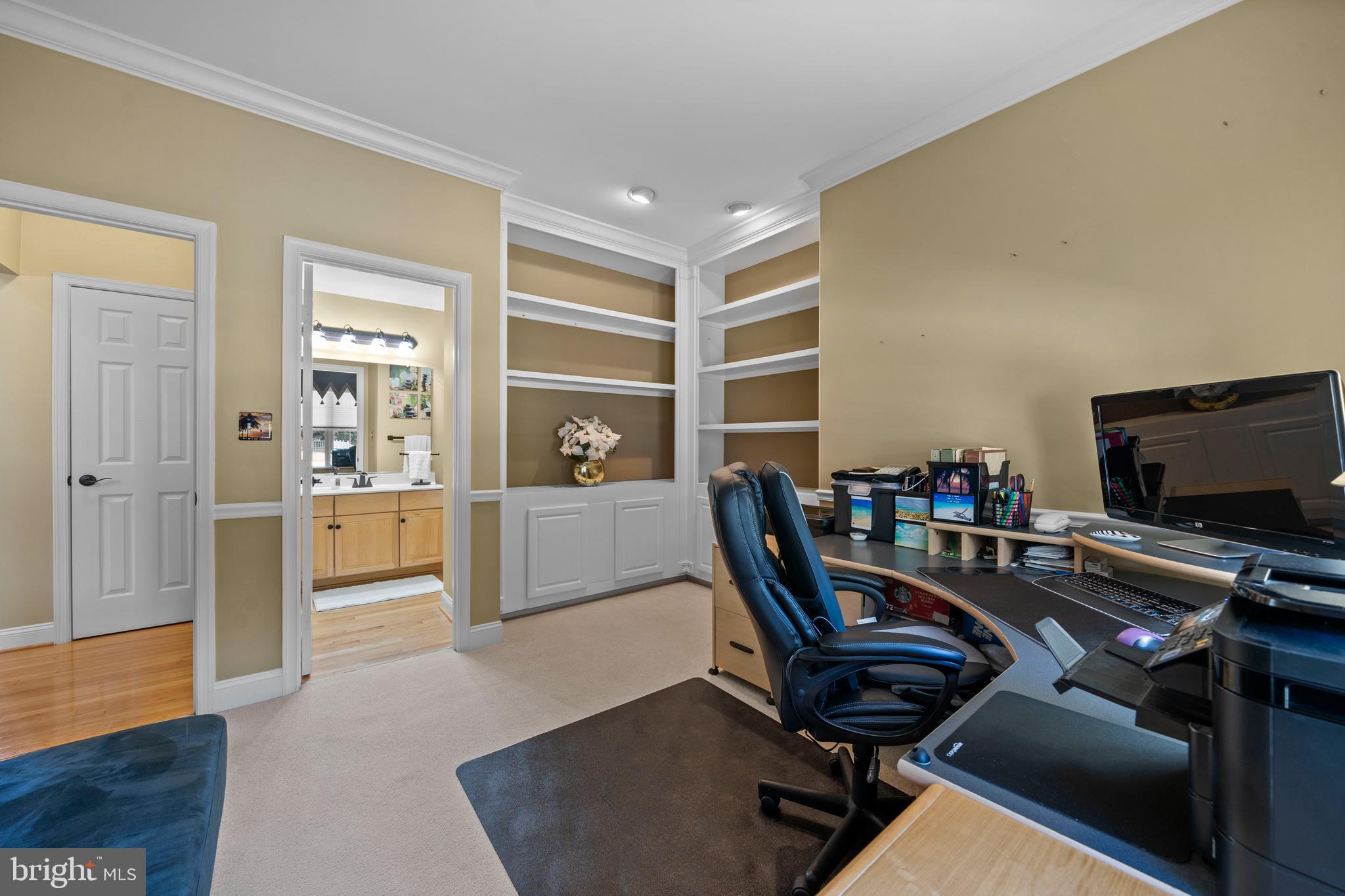 12525 PERRYWOOD LANE