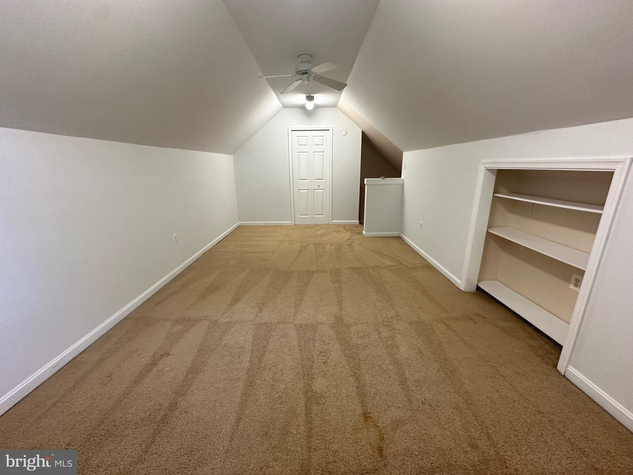 444 LAKE DRIVE