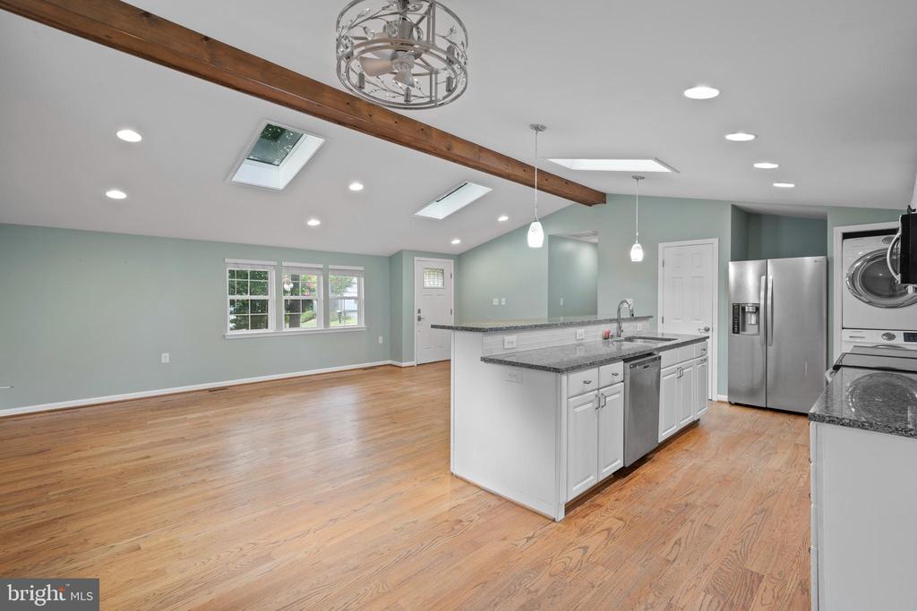 12820 LAKE VIEW DRIVE