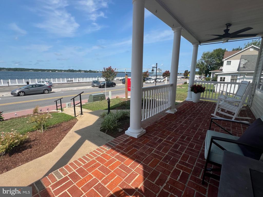 14532 SOLOMONS ISLAND ROAD S