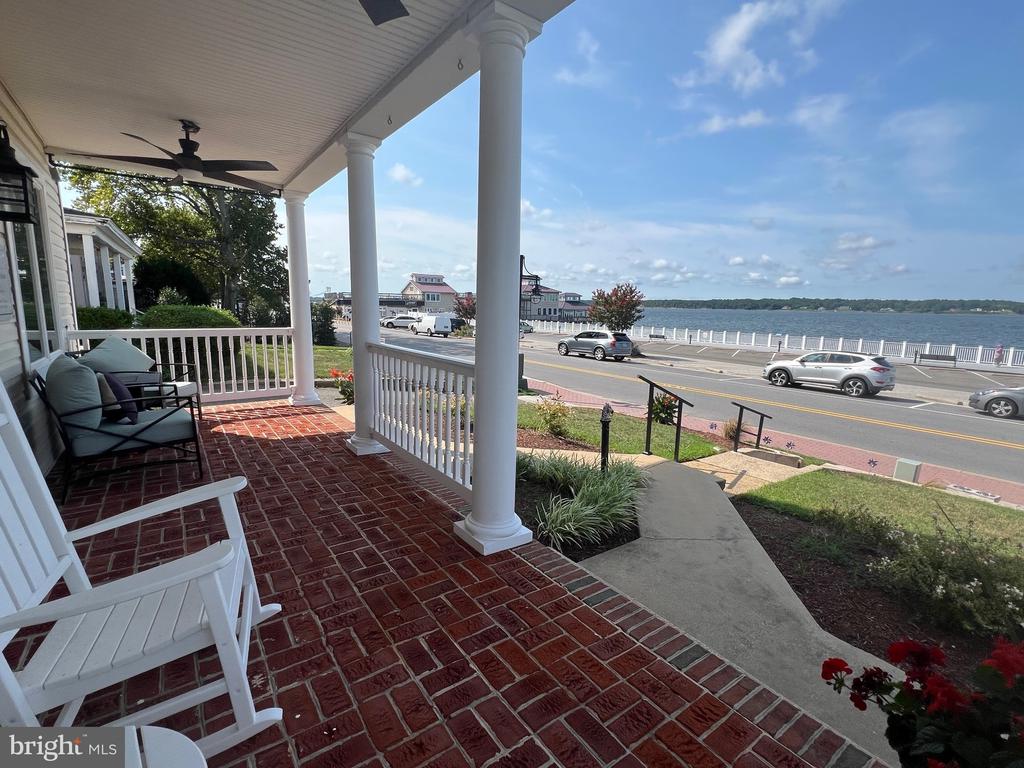 14532 SOLOMONS ISLAND ROAD S