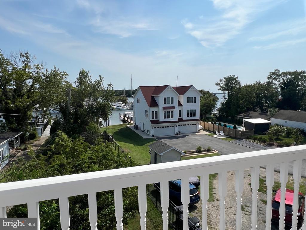 14532 SOLOMONS ISLAND ROAD S