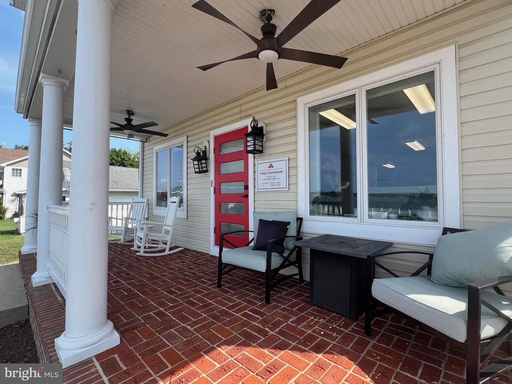 14532 SOLOMONS ISLAND ROAD S