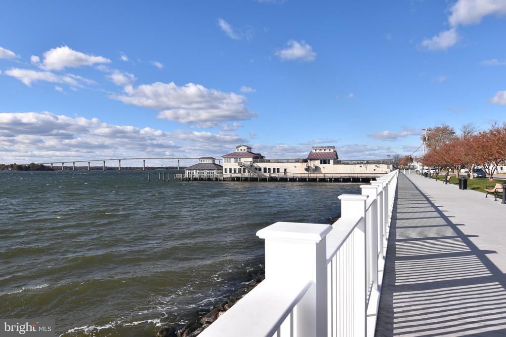 14532 SOLOMONS ISLAND ROAD S