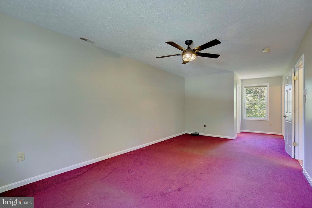1008 GRINGO LANE