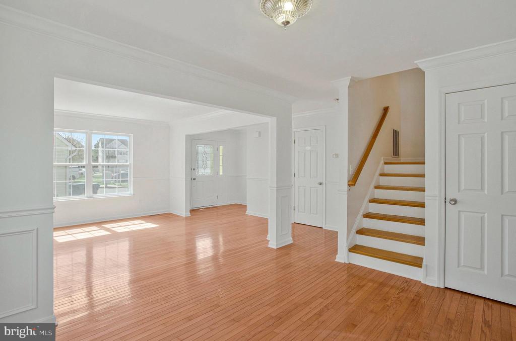 55 Gray Inn Ct