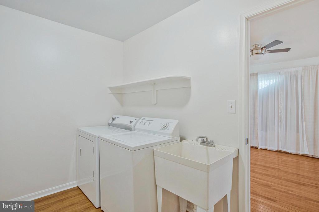 55 Gray Inn Ct