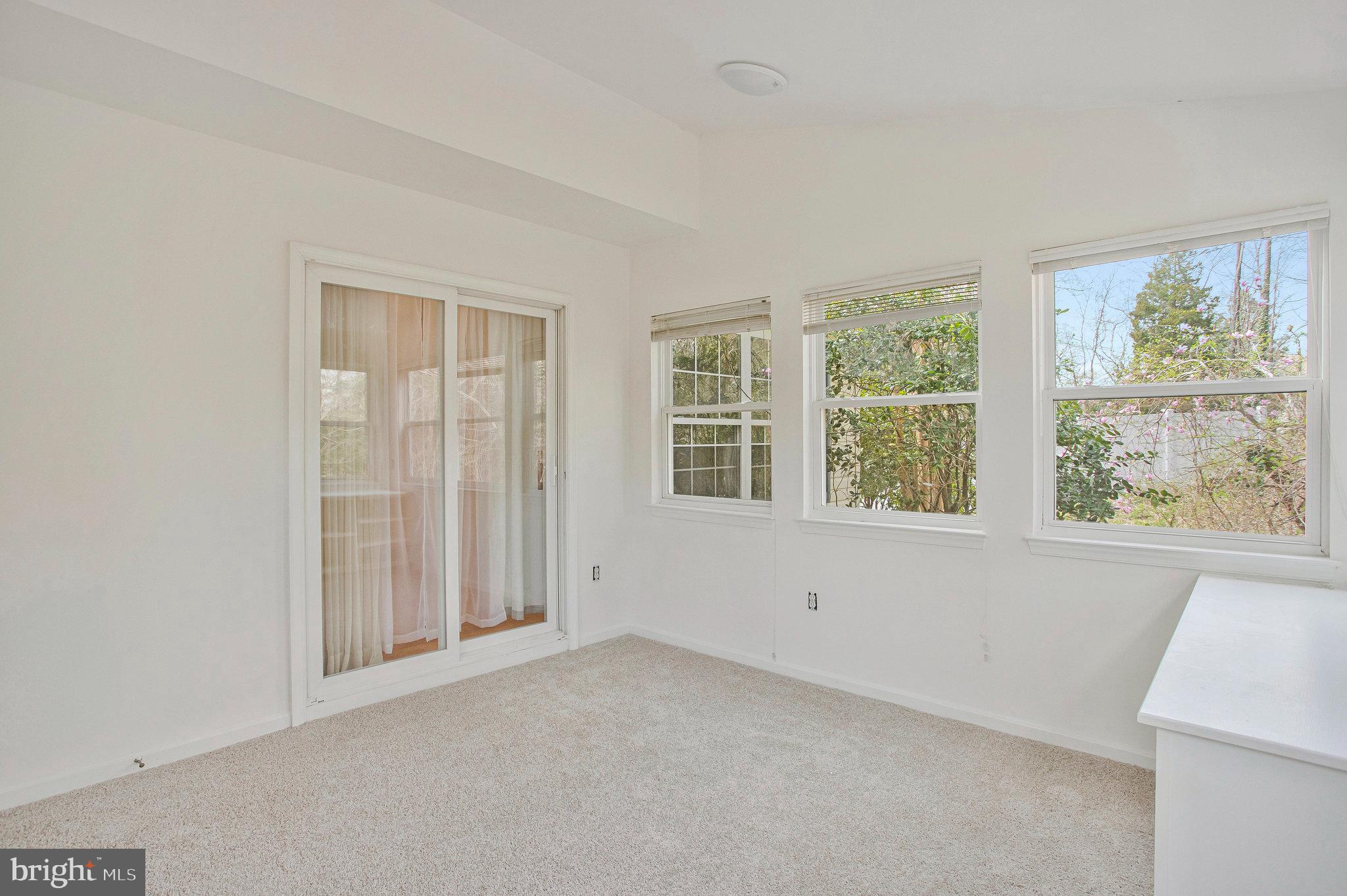 55 Gray Inn Ct