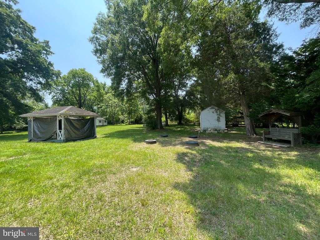 10963 POPLAR DRIVE