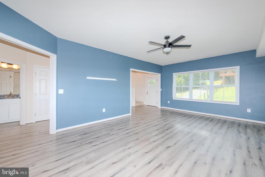 8207 ELM LANE