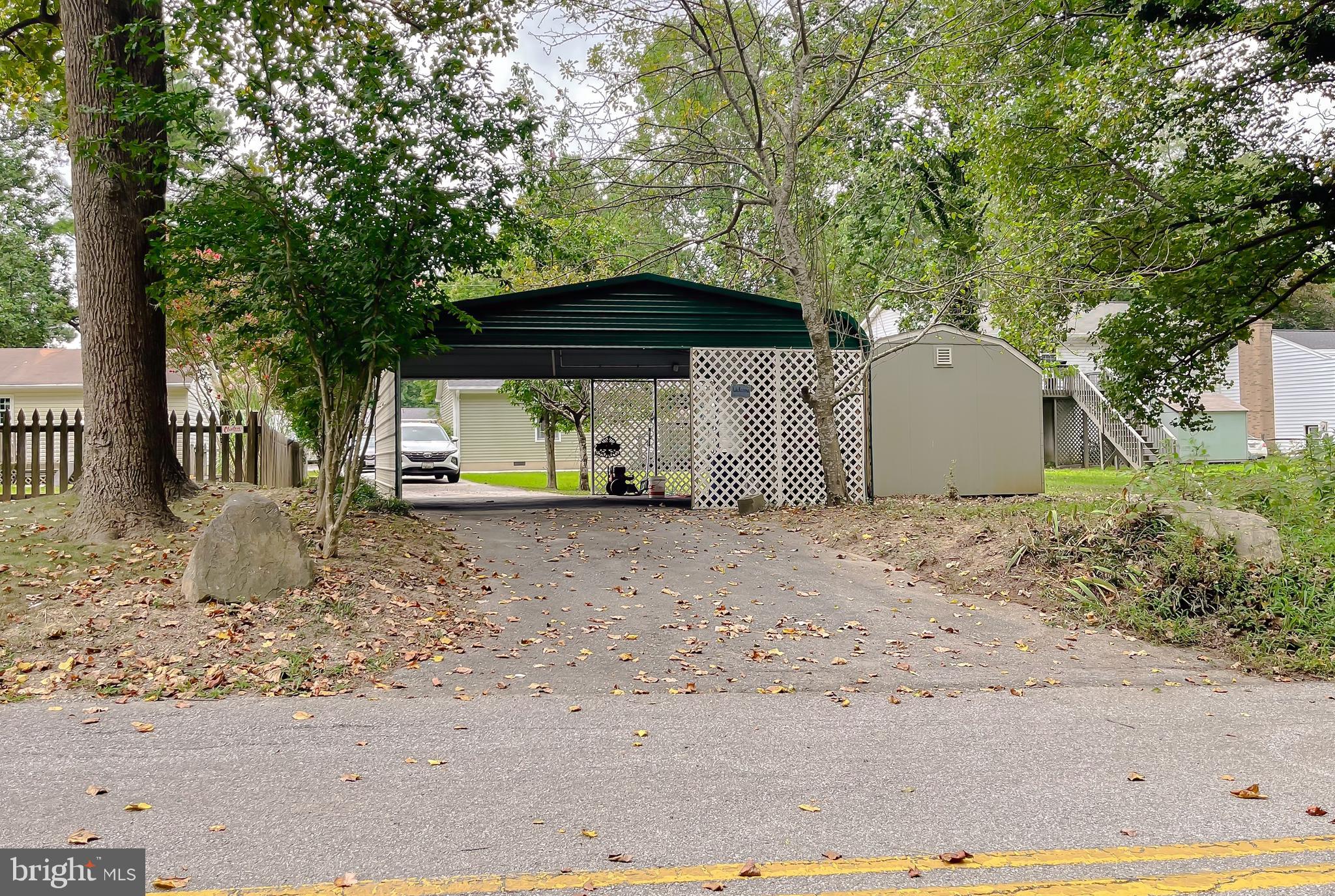 916 CRYSTAL ROCK ROAD
