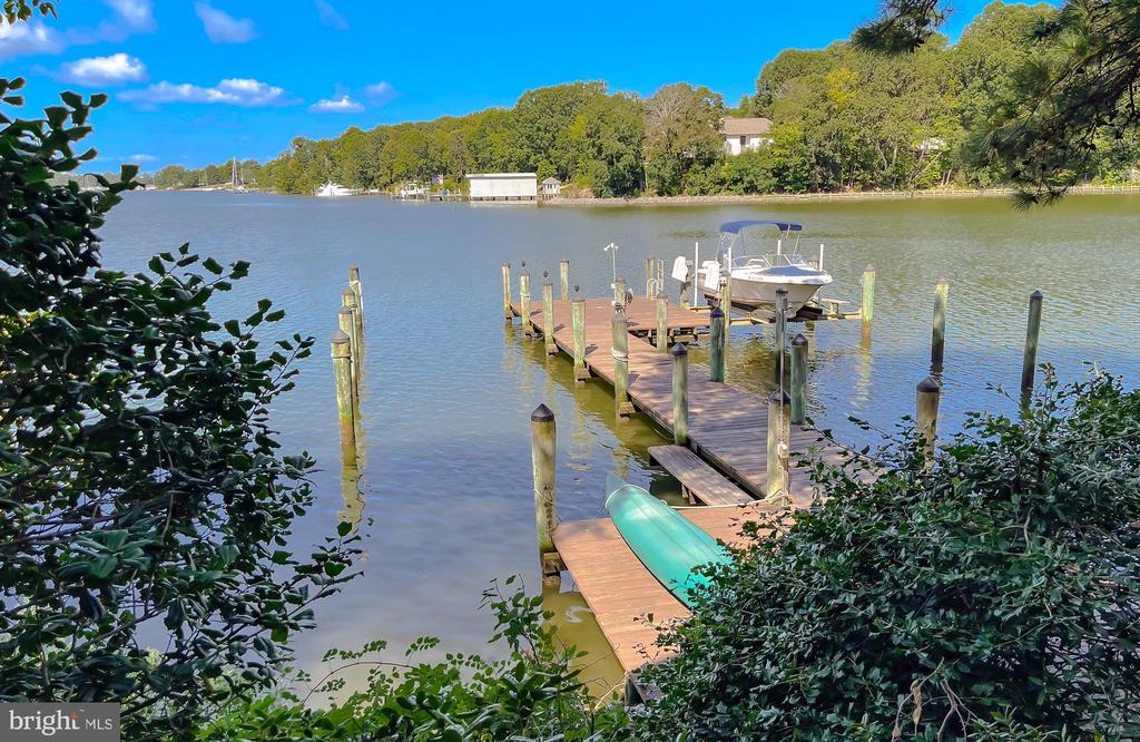 222 HARBOR DRIVE