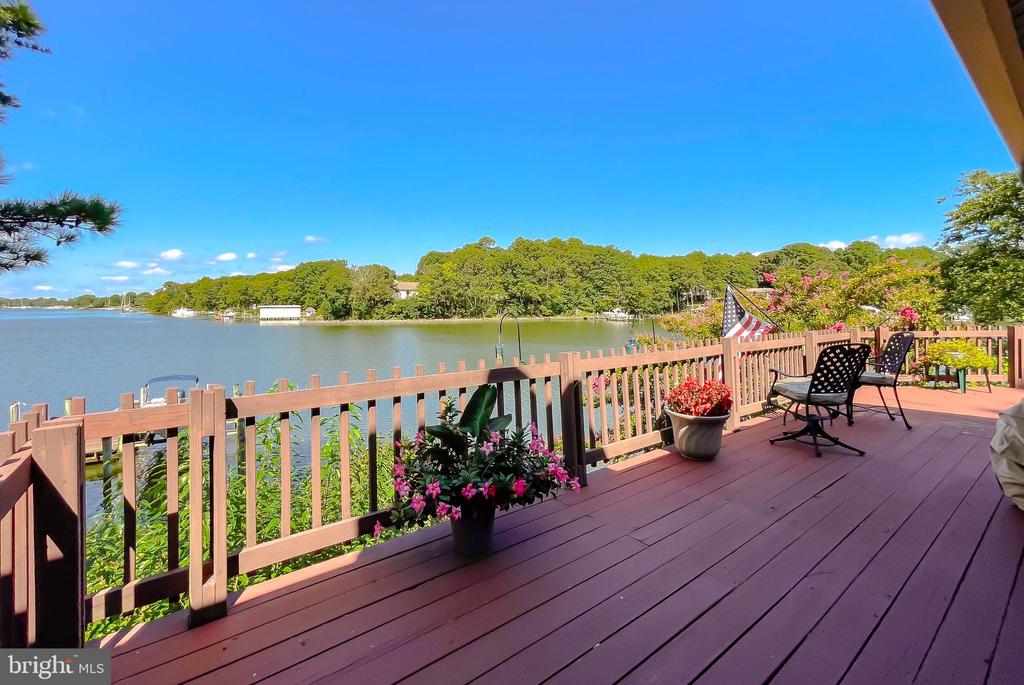 222 HARBOR DRIVE