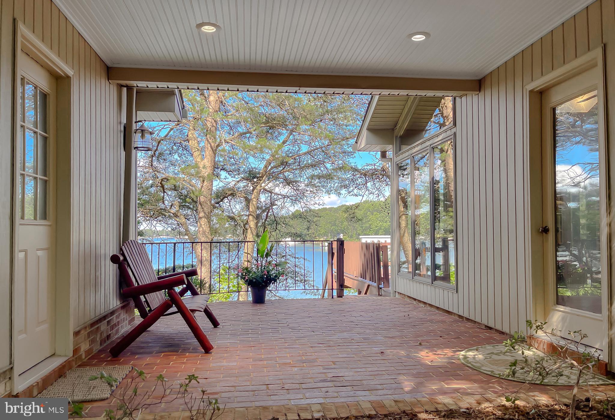 222 HARBOR DRIVE