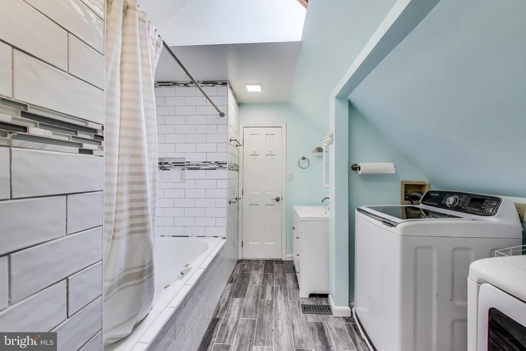 1495 ELM ROAD