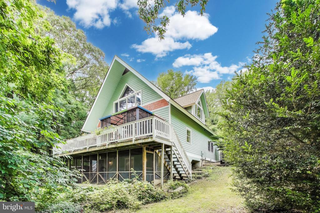 1495 ELM ROAD