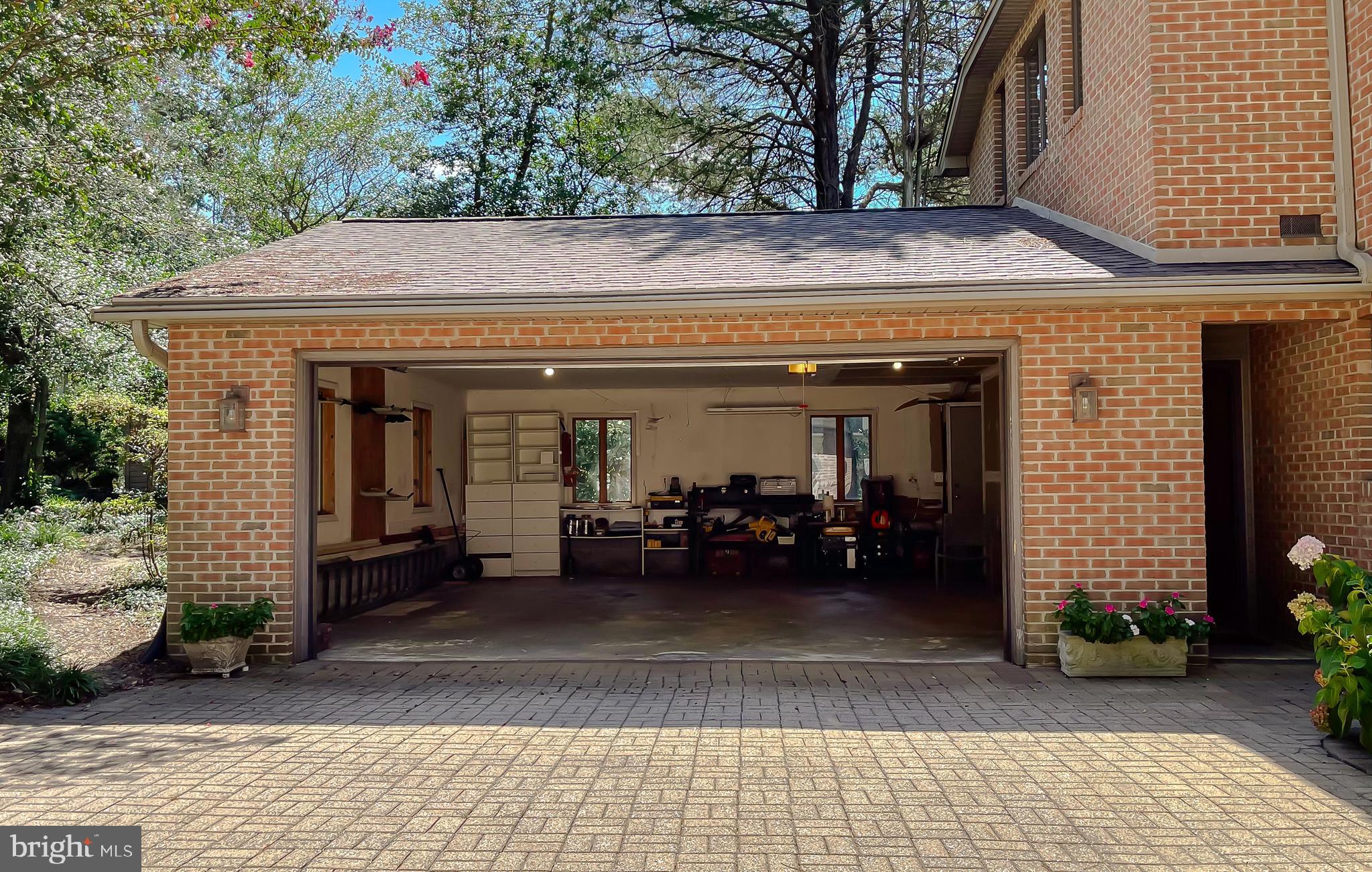 369 DEER DRIVE
