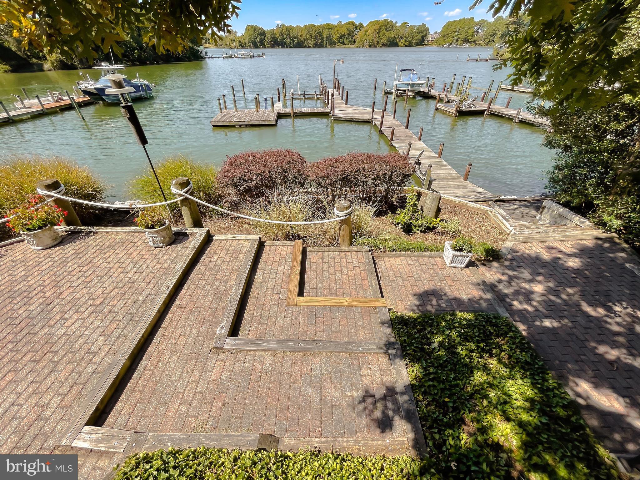 369 DEER DRIVE