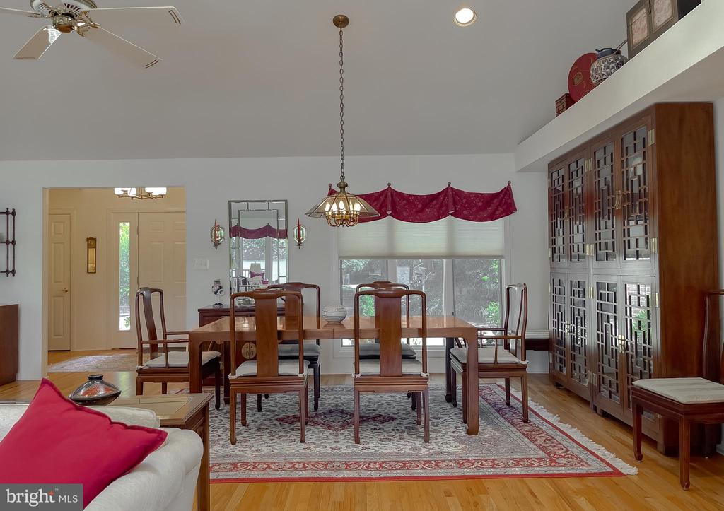 369 DEER DRIVE