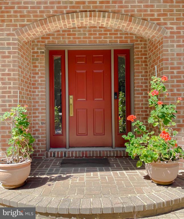 369 DEER DRIVE