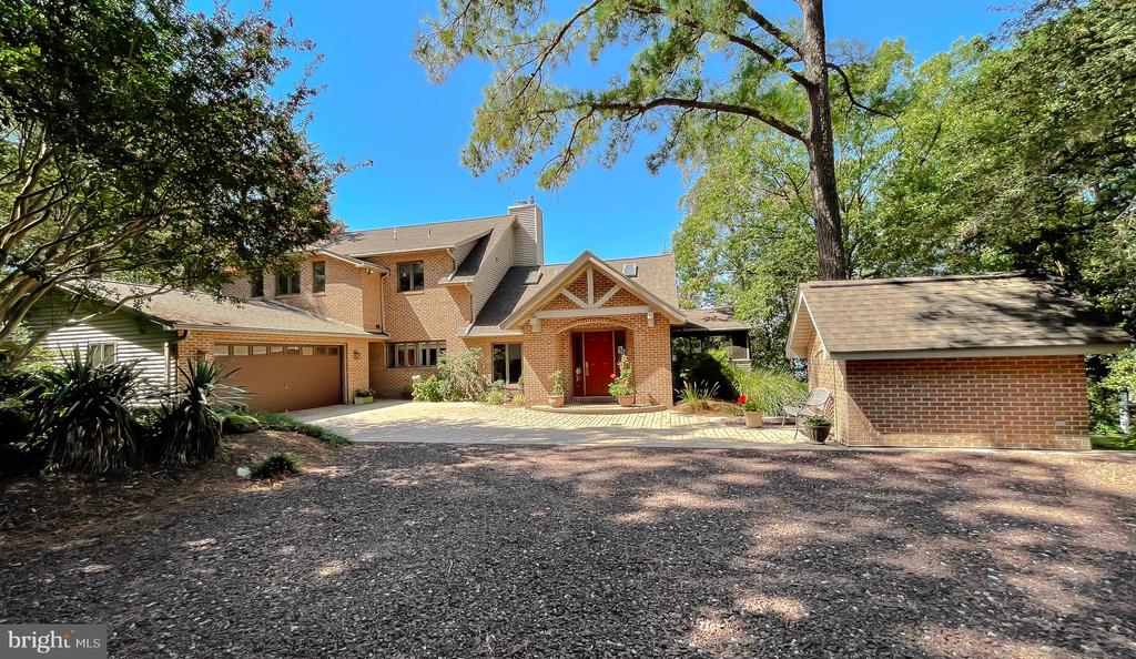 369 DEER DRIVE