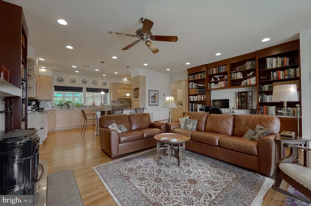 369 DEER DRIVE