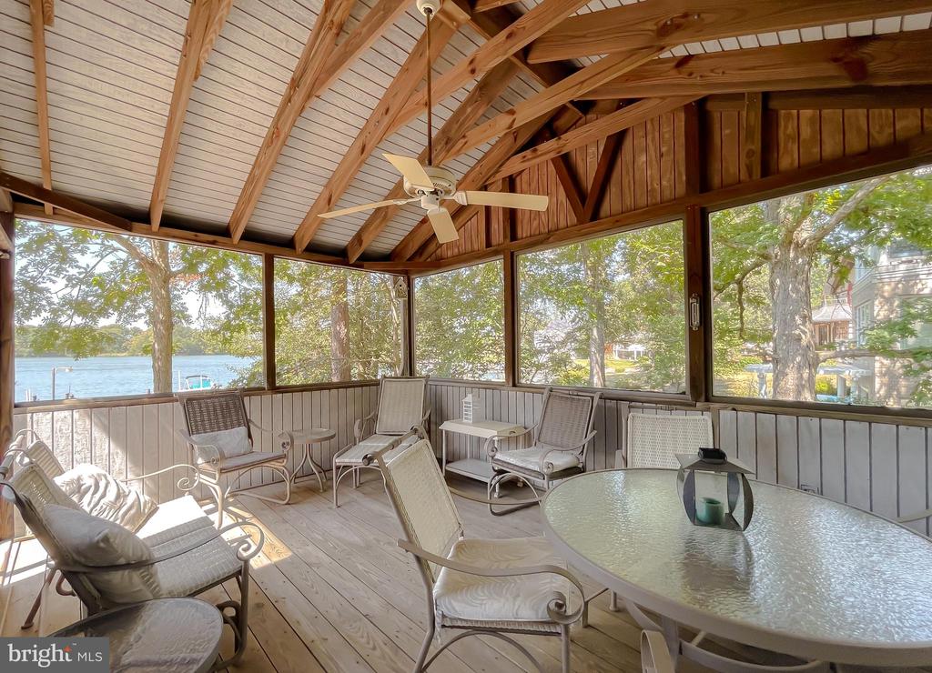 369 DEER DRIVE