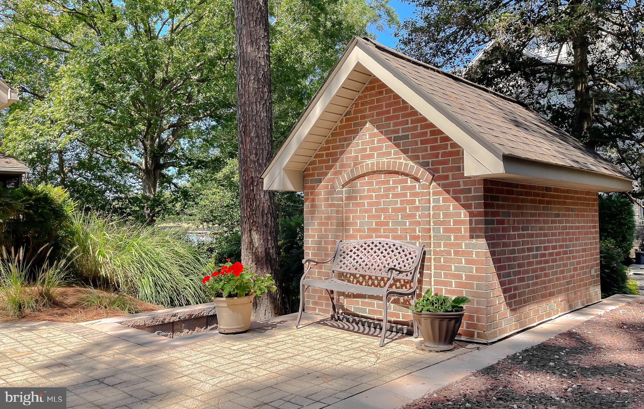 369 DEER DRIVE