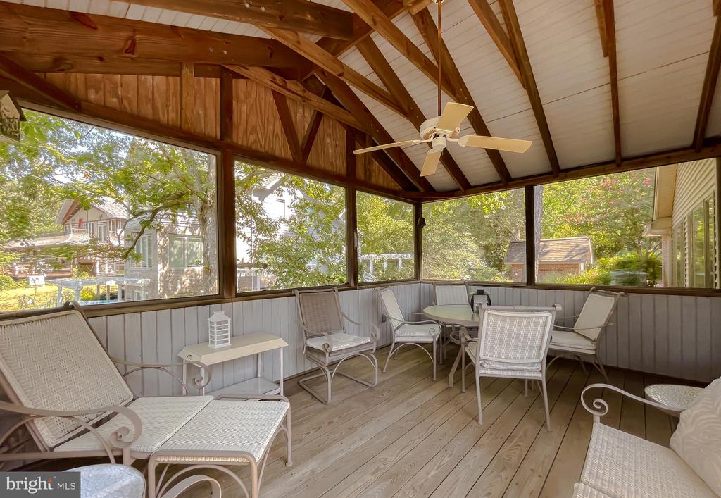 369 DEER DRIVE