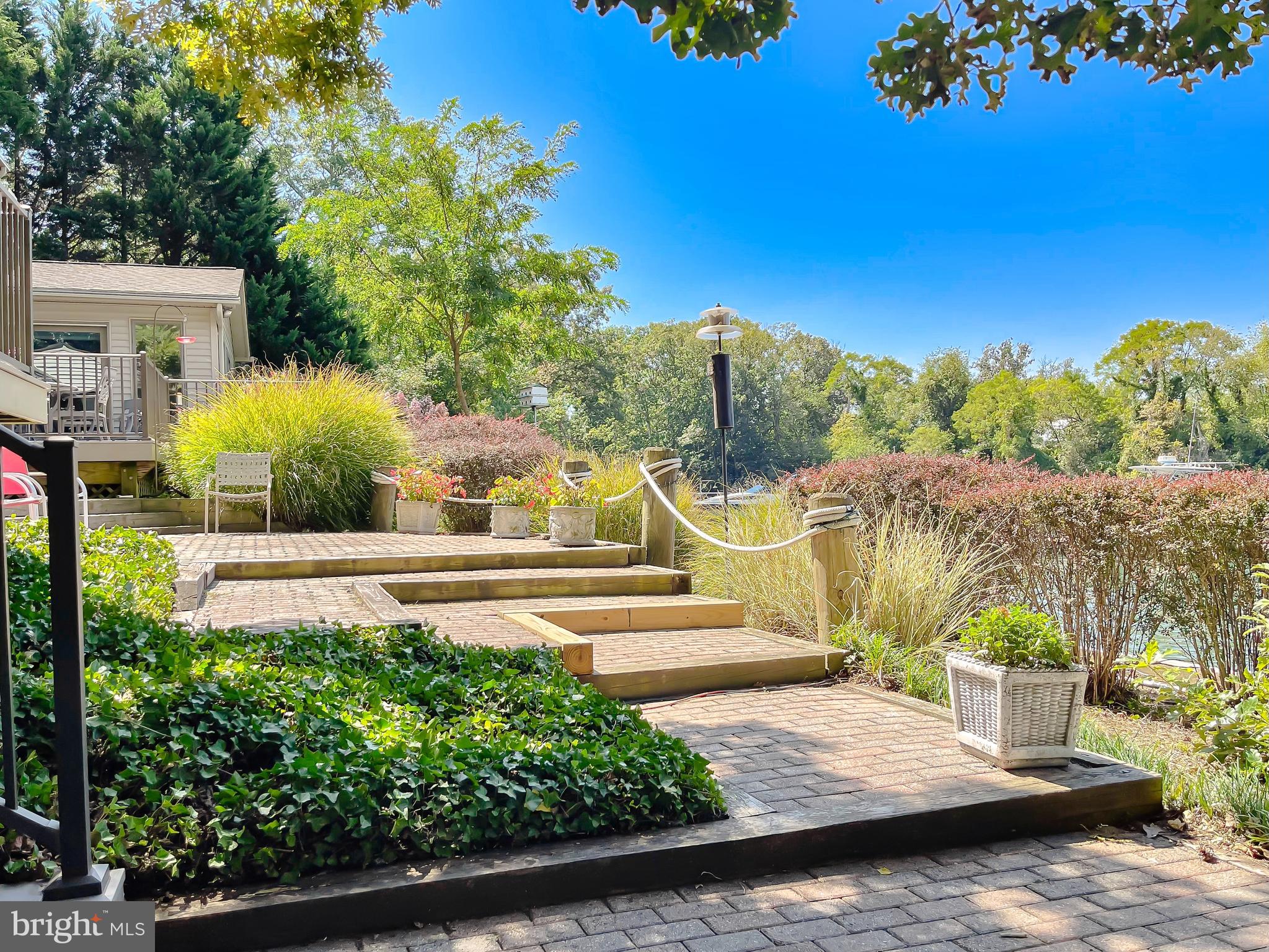 369 DEER DRIVE