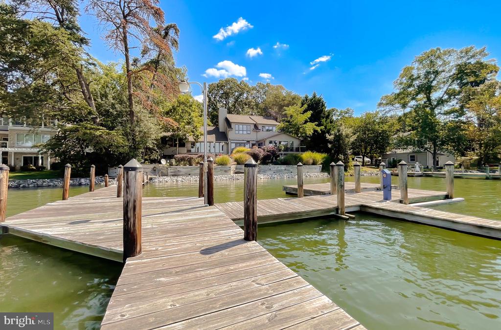 369 DEER DRIVE