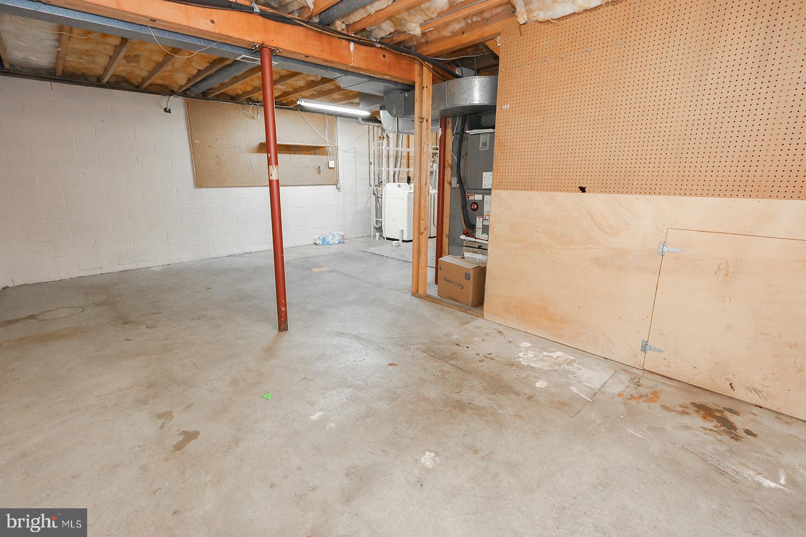 12504 ALGONQUIN TRAIL