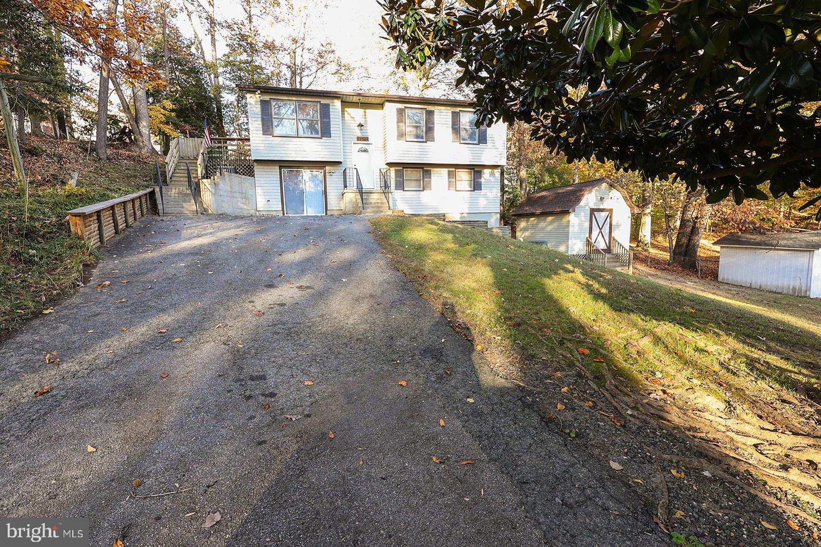 12504 ALGONQUIN TRAIL