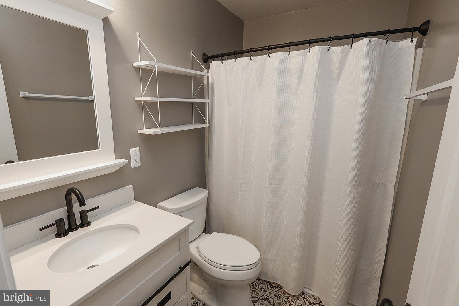 12504 ALGONQUIN TRAIL