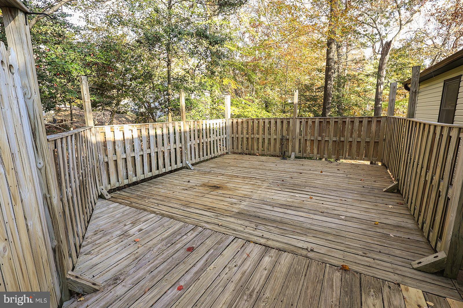 12504 ALGONQUIN TRAIL