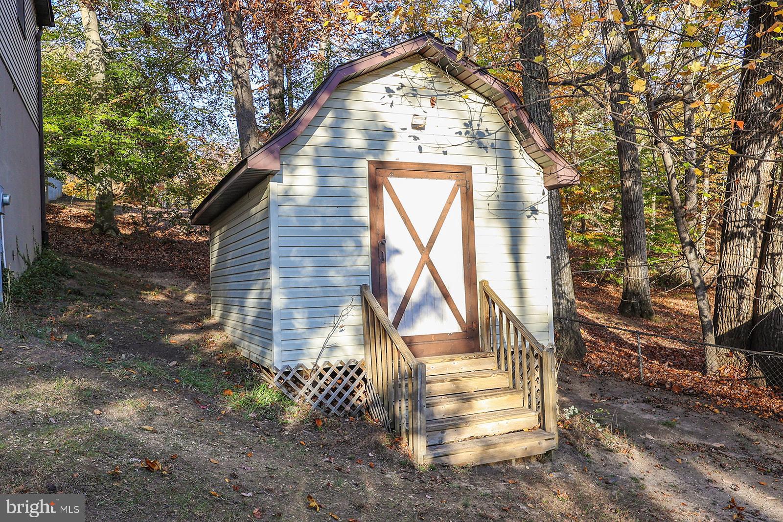12504 ALGONQUIN TRAIL