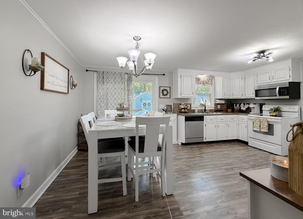 11532 HOOFBEAT TRAIL