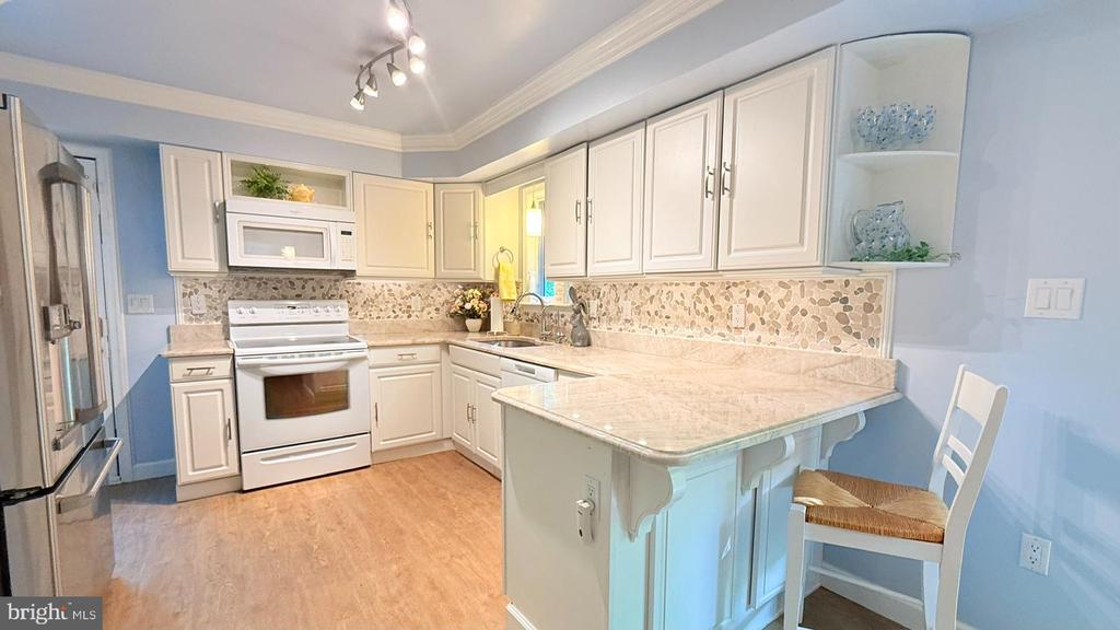 12541 ADOBE CIRCLE